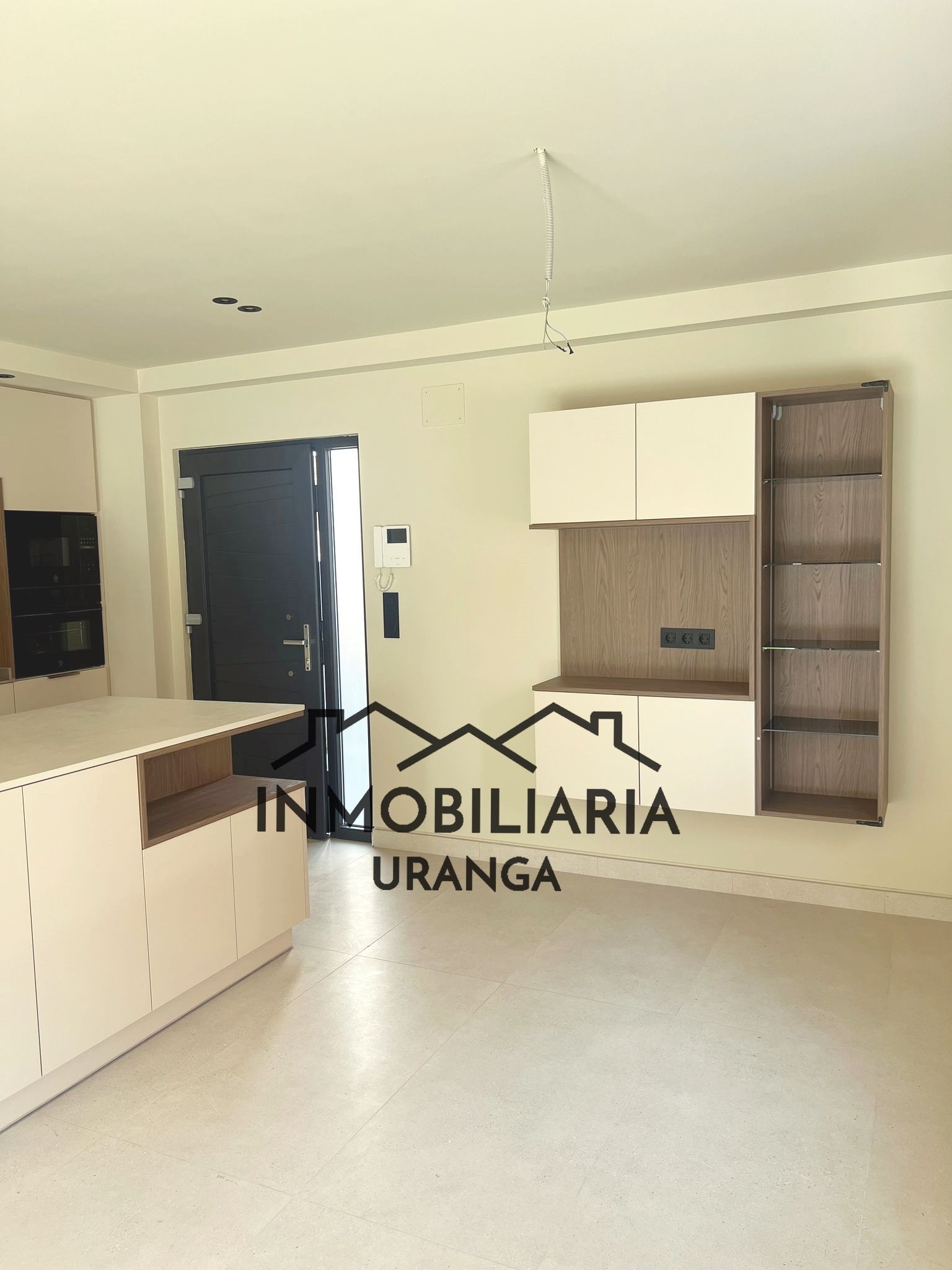 Pis en venda en Laredo amb Calefacció i Jardí privat