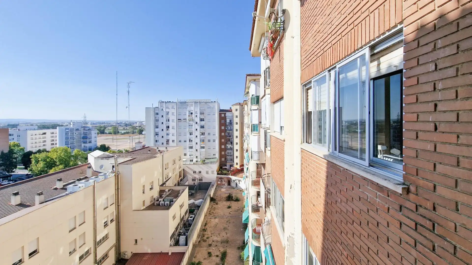 Exterior view of Flat for rent in Badajoz