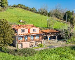 Exterior view of House or chalet for sale in Oviedo   with Heating, Private garden and Terrace