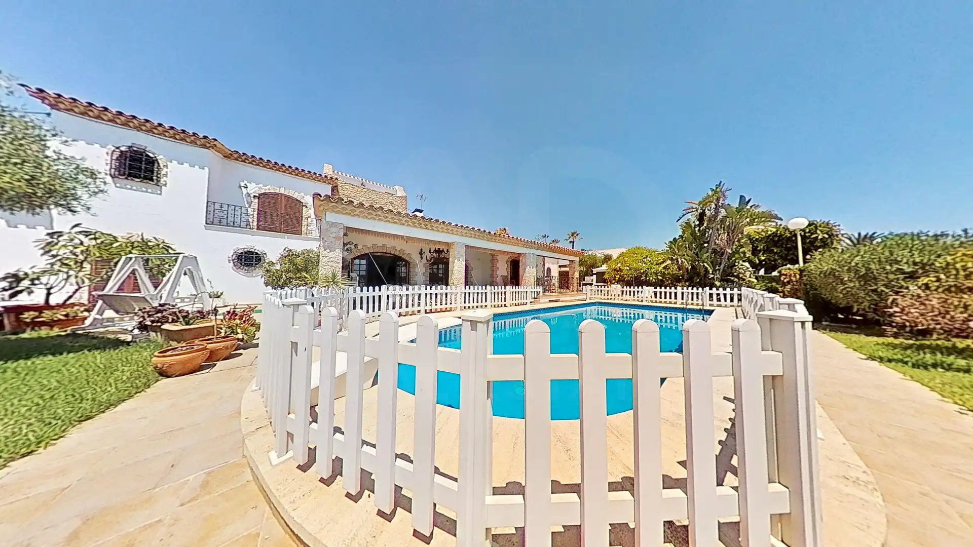 Piscina de Finca rústica en venda en Santa Pola ciudad
