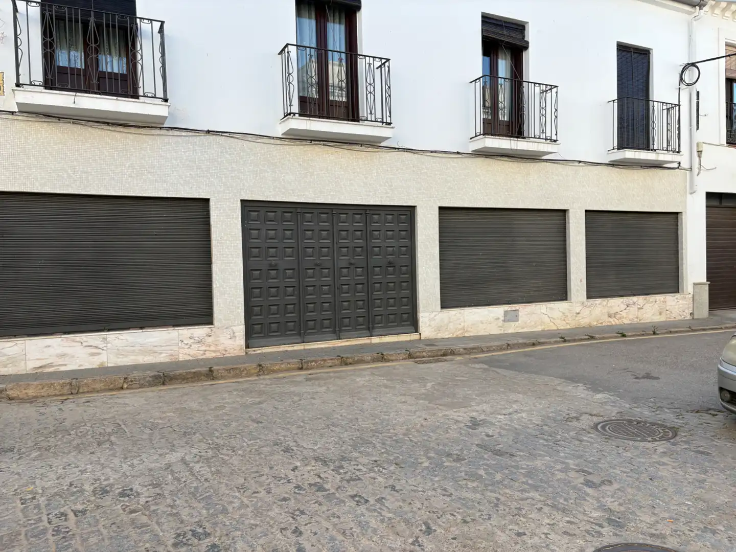 Vista exterior de Local de alquiler en Llerena