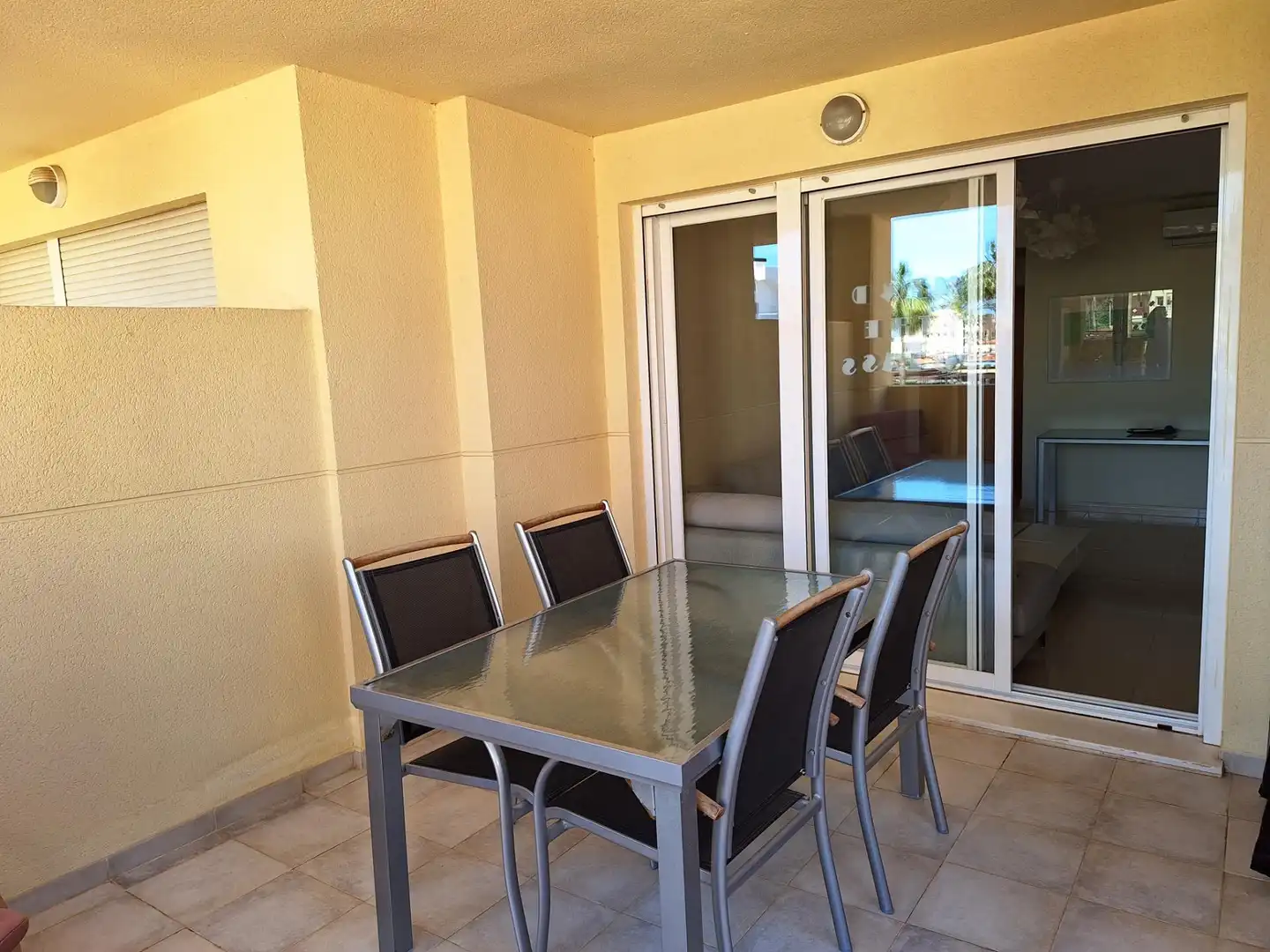 Terrasse von Wohnungen zur Miete in Dénia mit Klimaanlage, Heizung und Privatgarten