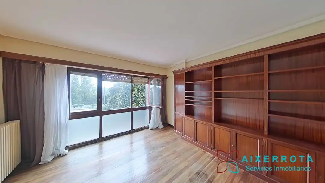 Habitación de Piso en venta en Getxo  con Calefacción, Terraza y Trastero