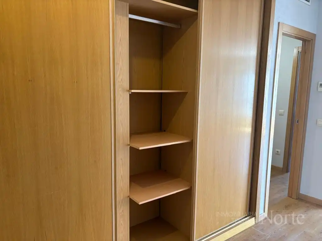 Habitación de Oficina en venta en Algete