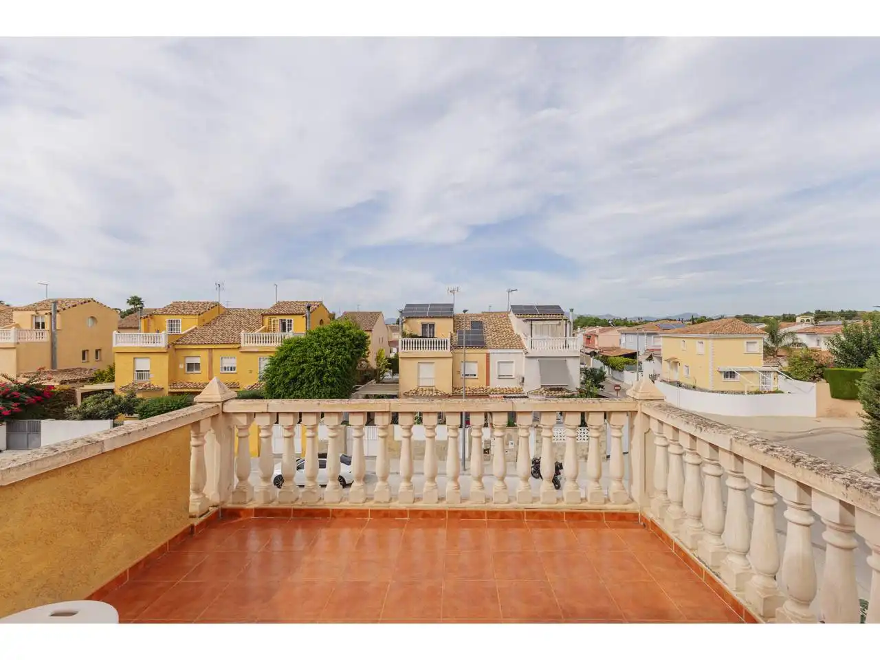 Terrace of Detached homes for sale in La Pobla de Vallbona  with Air Conditioner, Heating and Private garden