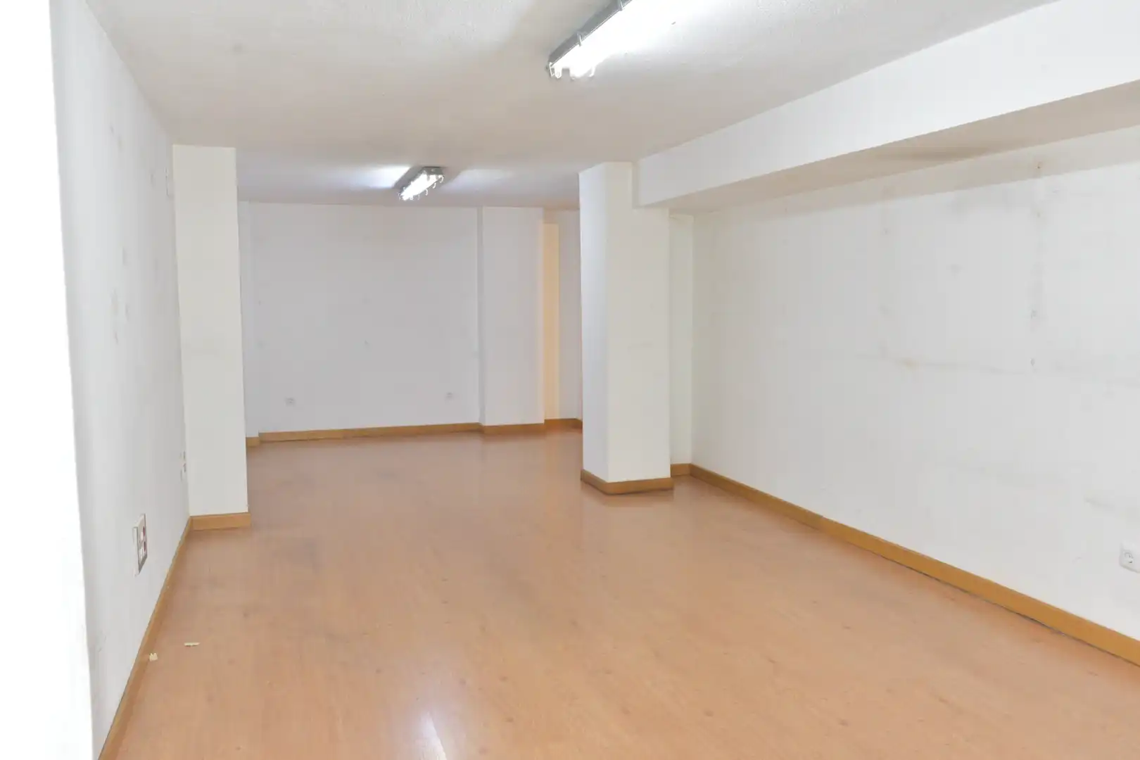 Business premises for sale in Paseo Independencia 59, imagen 8