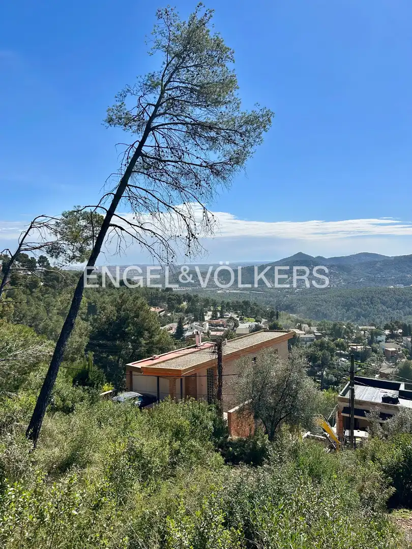 Terreny residencial en venda a Pallejà, imagen 3