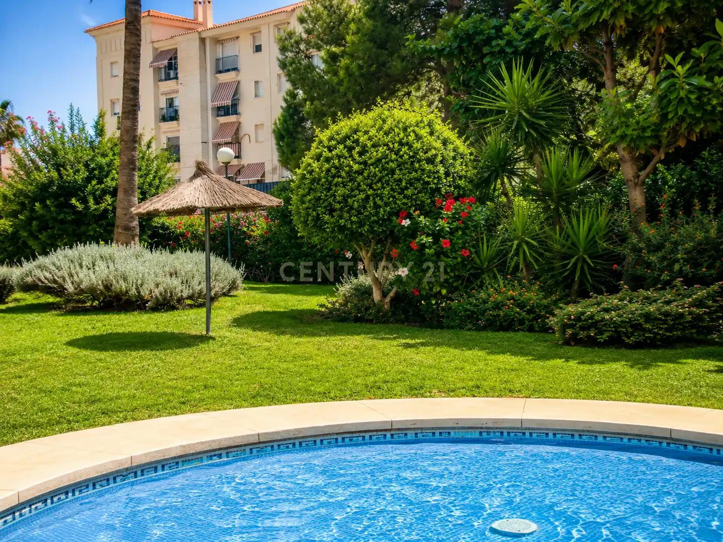 Jardí de Pis en venda en Benalmádena amb Aire condicionat, Traster i TV