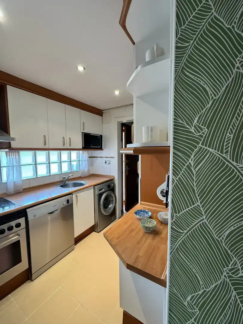 Kitchen of Flat for sale in Ensanche