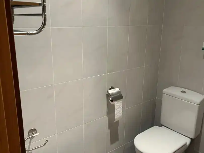 Bany de Planta baixa en venda en Baztan amb Jardí privat, Piscina i Moblat