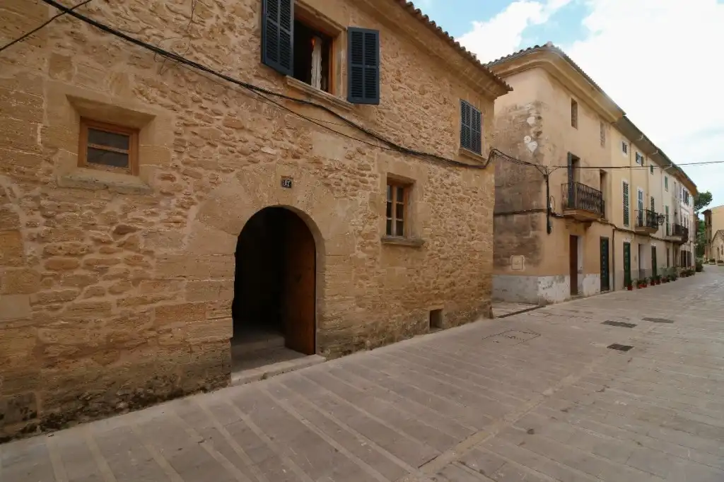 Exterior view of Detached homes for sale in Alcúdia  with Air Conditioner, Terrace and Furnished