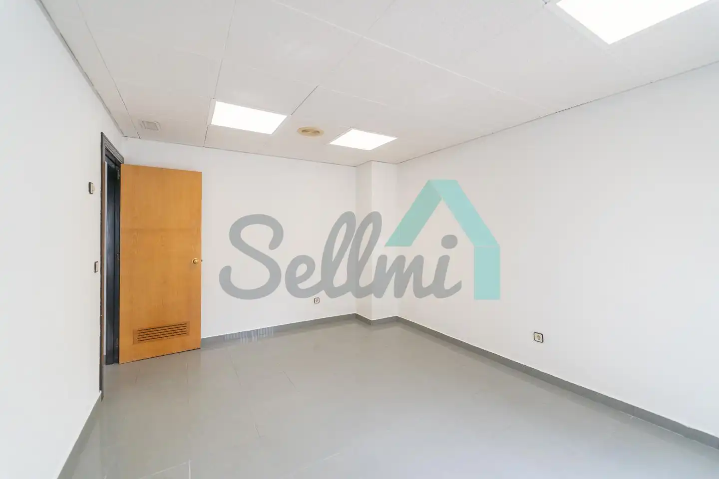 Büro mit Aufzug zur Miete in Uría, imagen 4