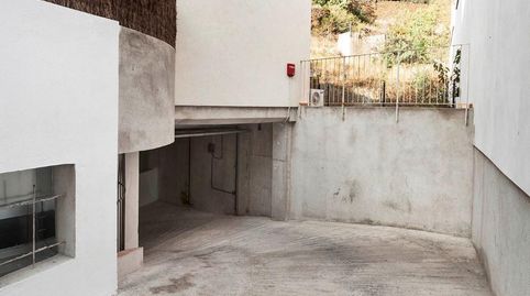 Plaza de parking muy céntrica, situada en un edificio a la entrada del pueblo. Planta sótano 2.Acceso mediante puerta automática c, imatge 5