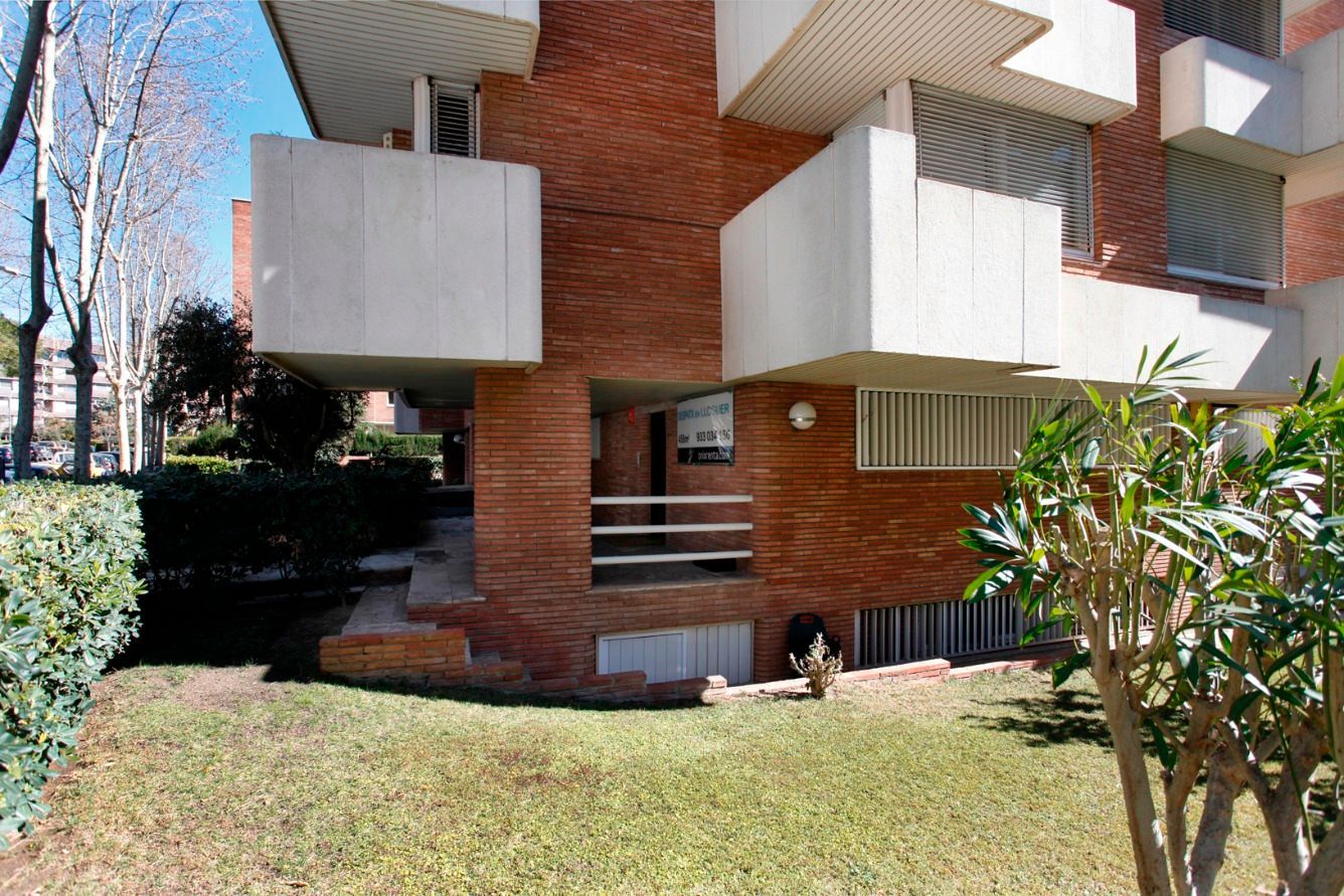 Oficina de lloguer a Carrer de Borrell i Soler, Pedralbes