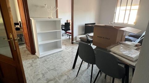 Foto 4 de Piso de alquiler en Sector Sur - La Palmera - Reina Mercedes, Sevilla Capital