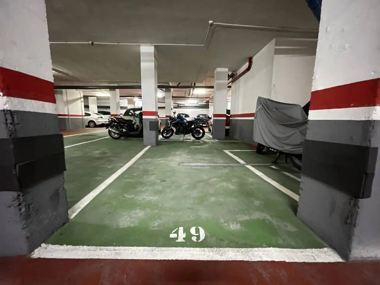 Parking de Garaje de alquiler en  Barcelona Capital con Alarma