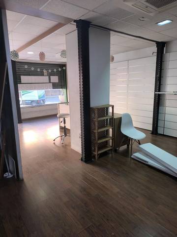 Local comercial en Alquiler en Arjona en Arenal - Museo