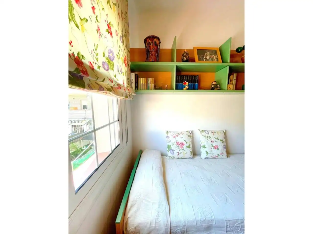 Bedroom of Flat for sale in Cerdanyola del Vallès  with Heating, Furnished and Balcony