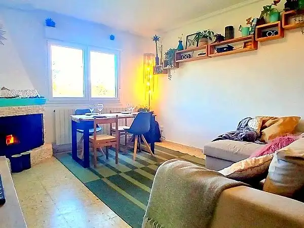 Sala d'estar de Pis en venda en Las Rozas de Valdearroyo  amb Terrassa, Piscina i Balcó