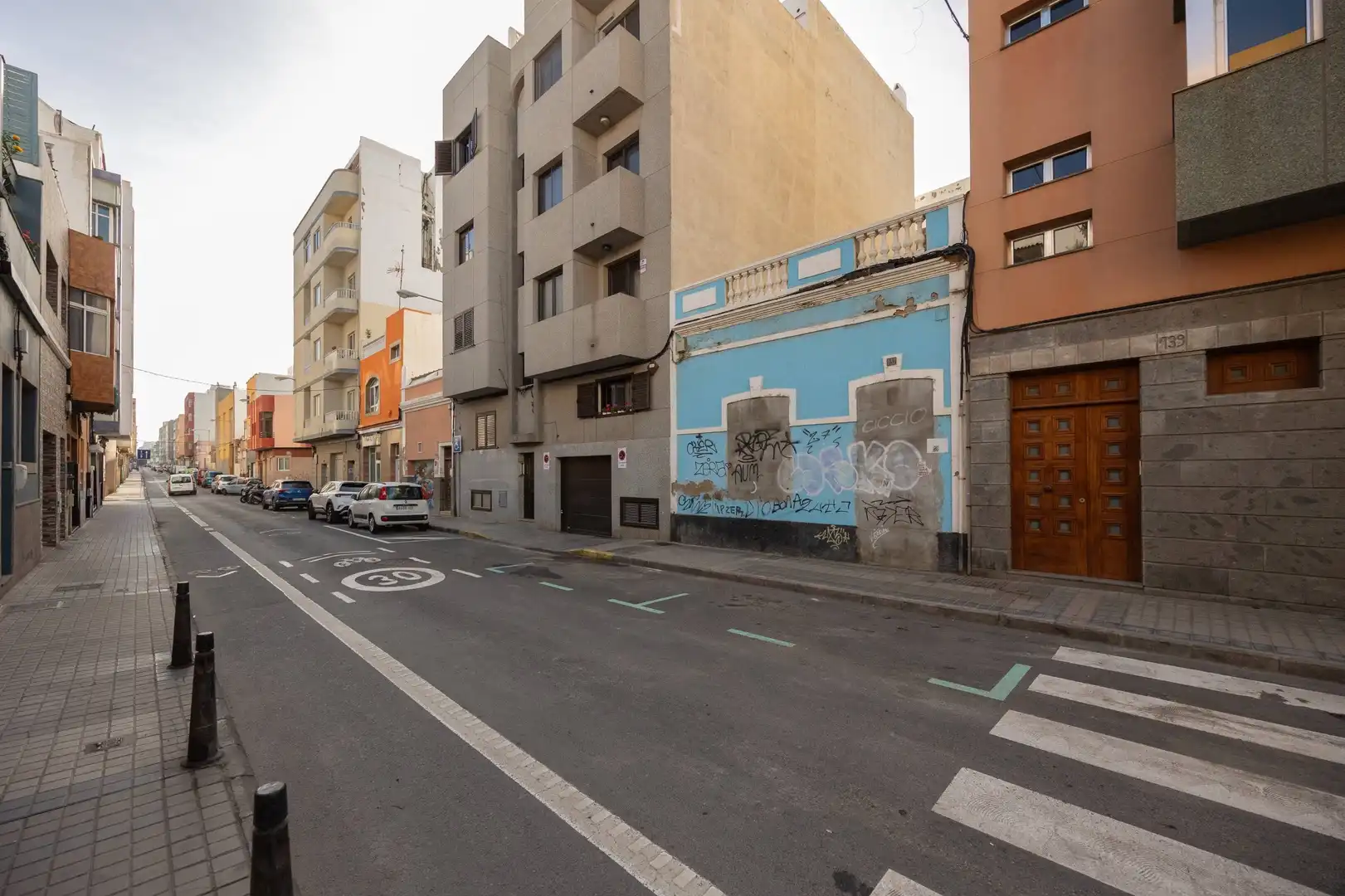 Vista exterior de Piso de alquiler en Las Palmas de Gran Canaria con Amueblado, Balcón y Alarma