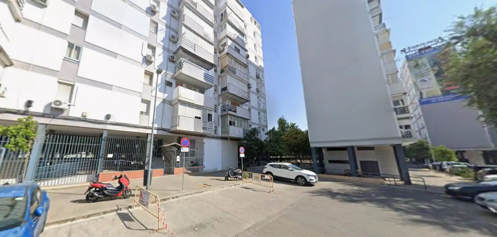 Parking of Apartments for sale in Sevilla