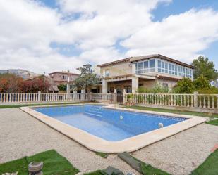 Piscina de Casa o xalet en venda en Albatera