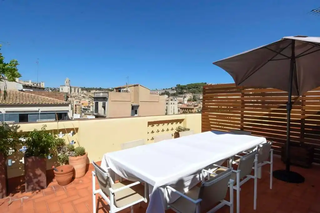 Penthouse with lift for sale in Centre - Barri Vell