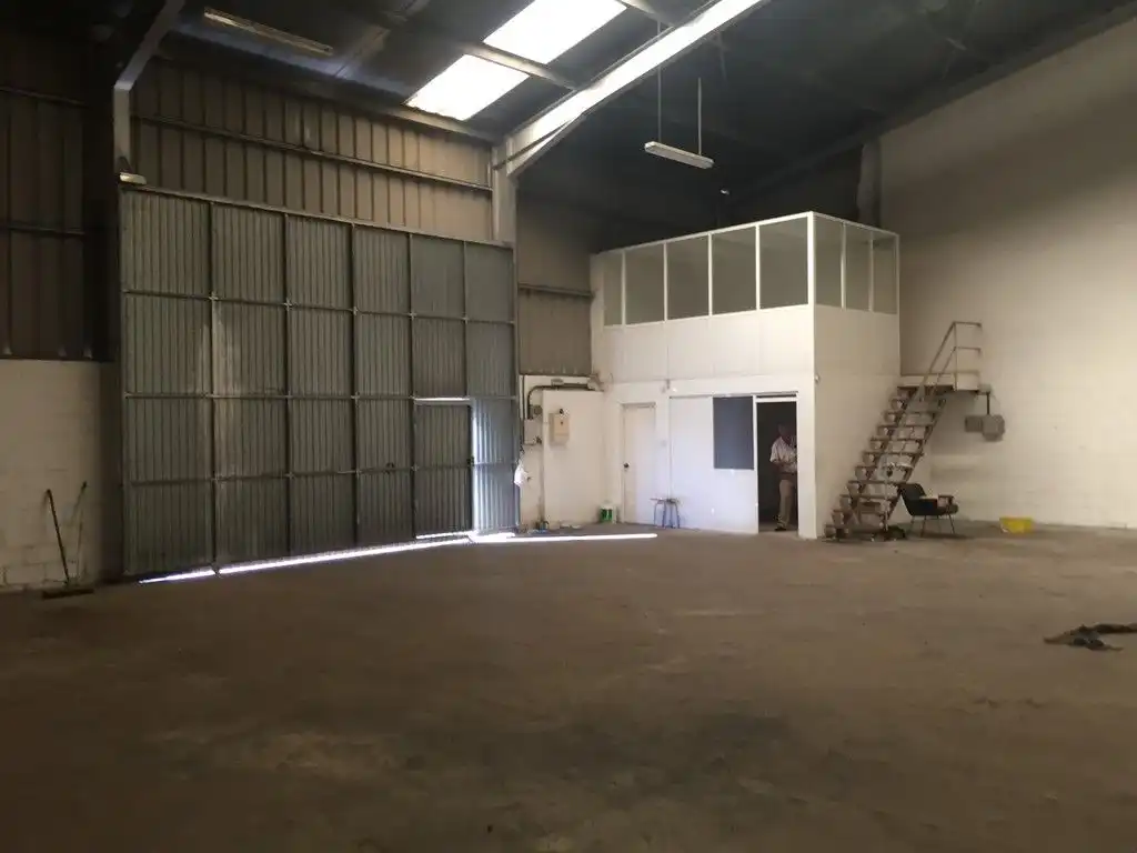 Nau industrial de lloguer a Piñeiros- Freixeiro, imagen 3