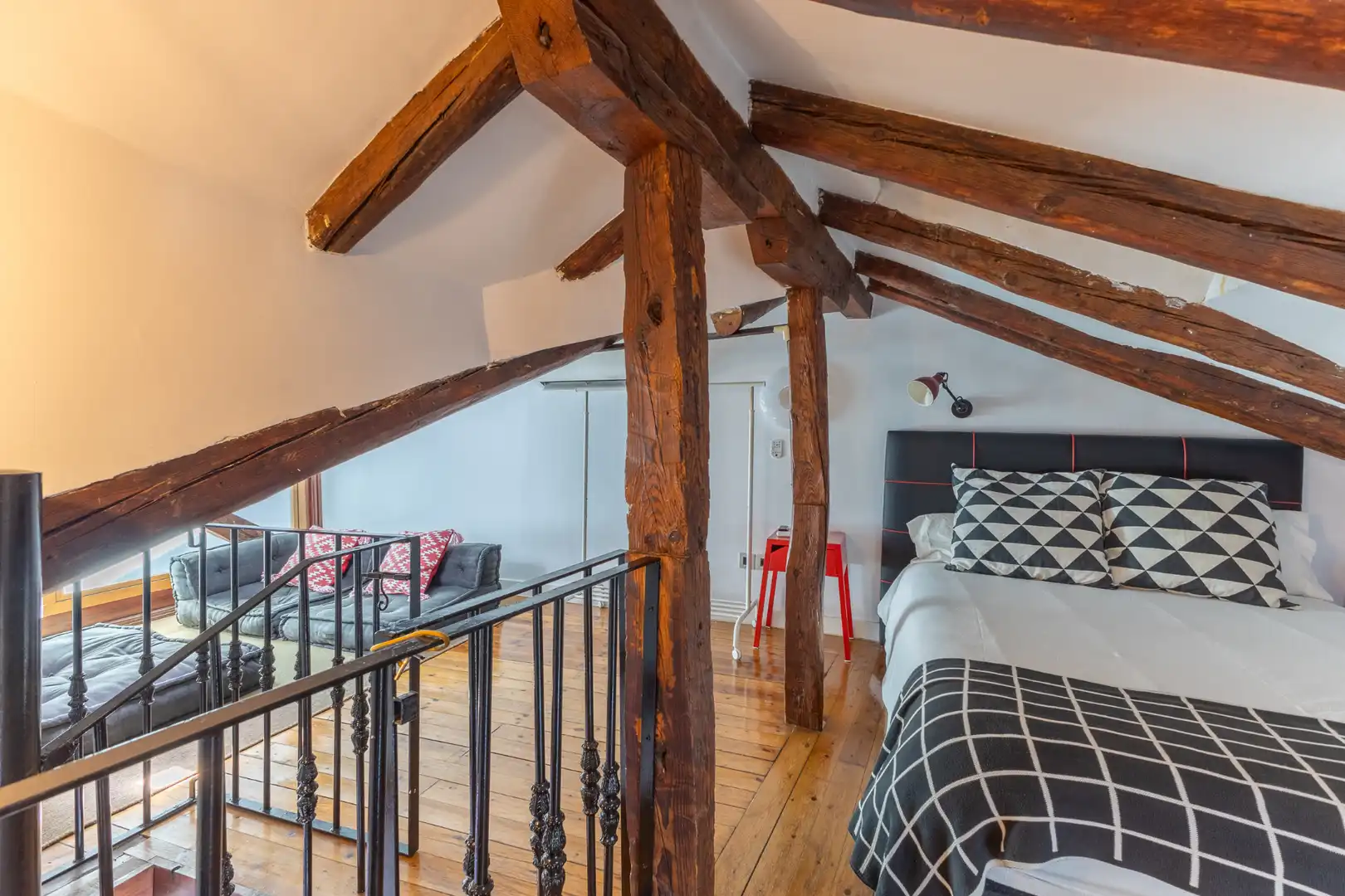 Habitación de Ático de alquiler en Madrid con Aire acondicionado, Calefacción y Parquet