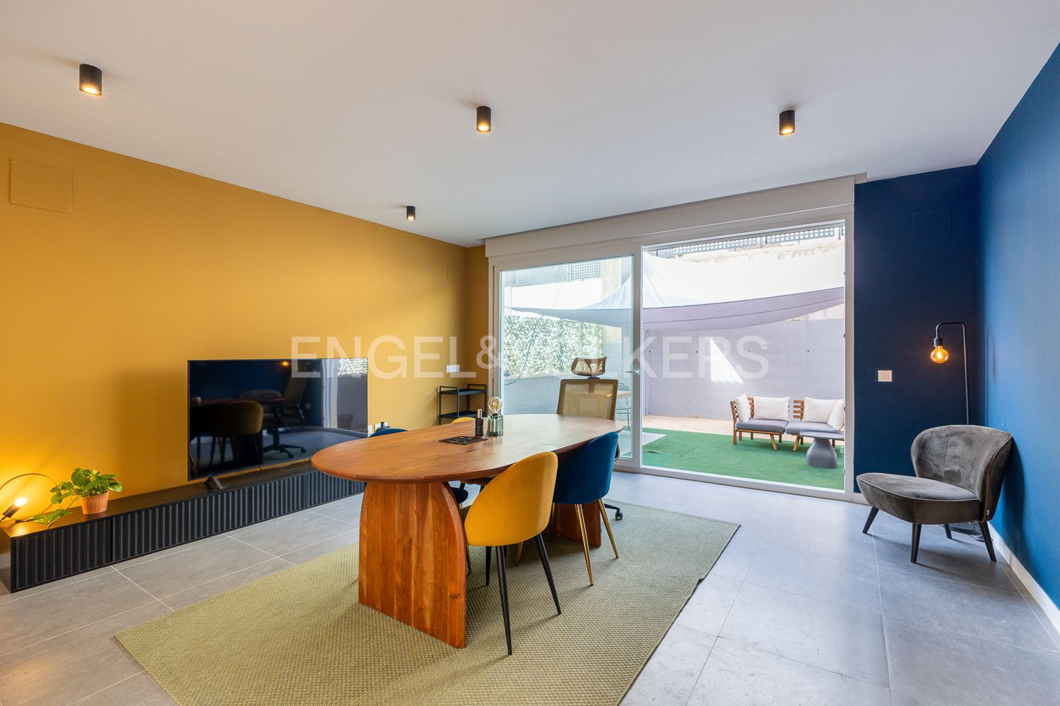 Sala de estar de Casa o chalet en venta en Benaguasil con Calefacción, Trastero y Piscina