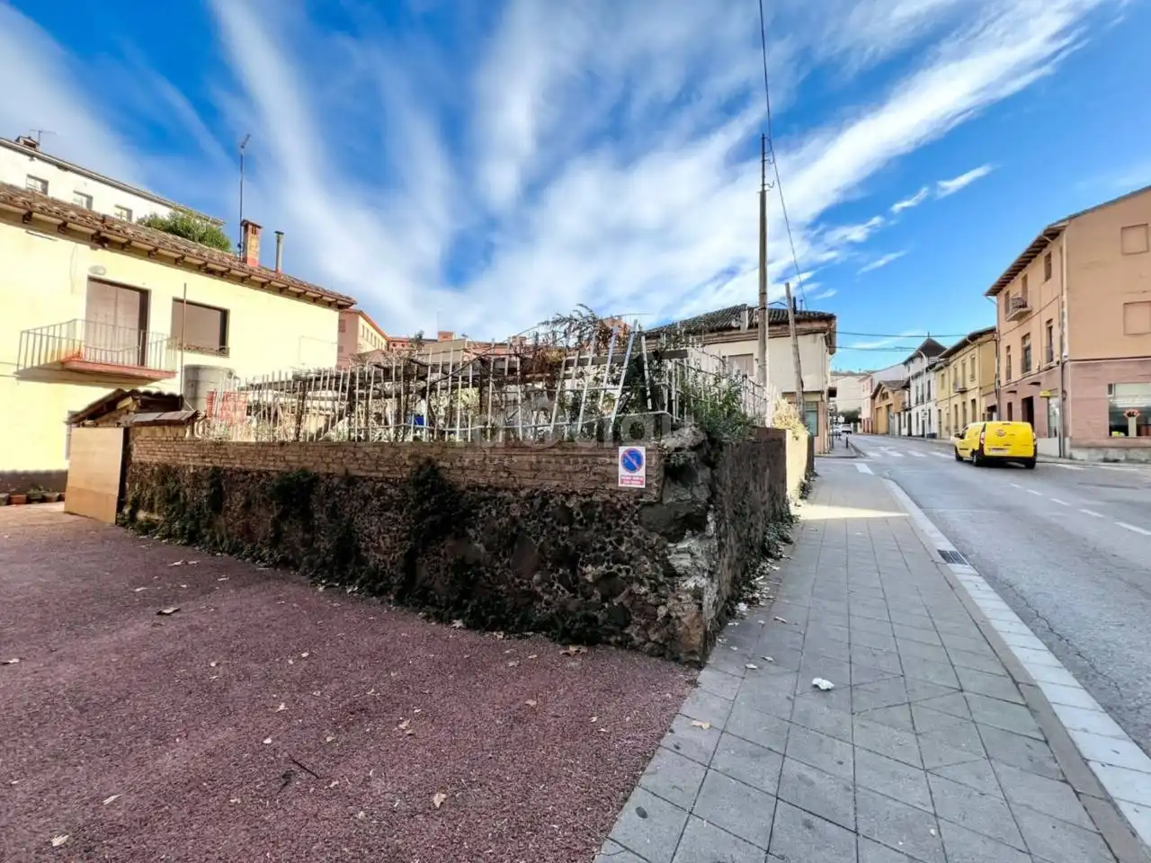 Wohnbaugrundstück zum Verkauf in Carretera Santa Pau