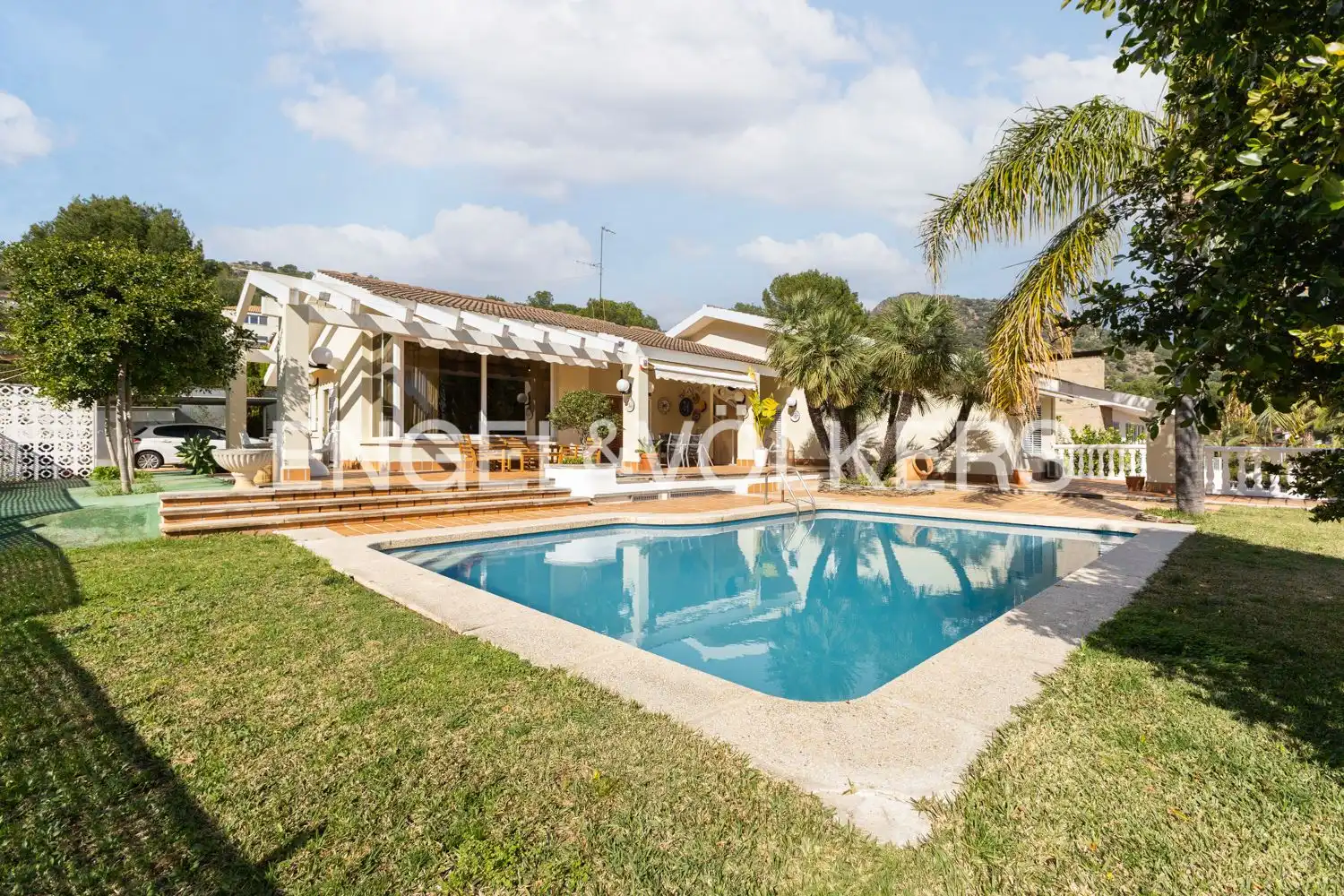 Vista exterior de Finca rústica en venta en Benicasim / Benicàssim con Calefacción, Jardín privado y Terraza