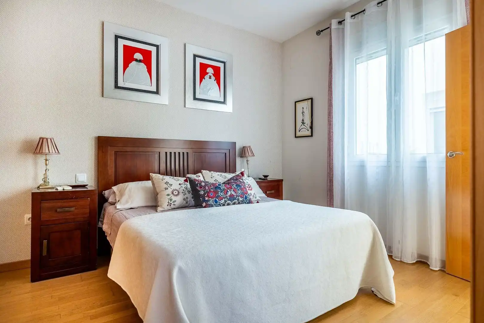 Bedroom of Houses for sale in Sevilla  with Air Conditioner, Terrace and Alarm
