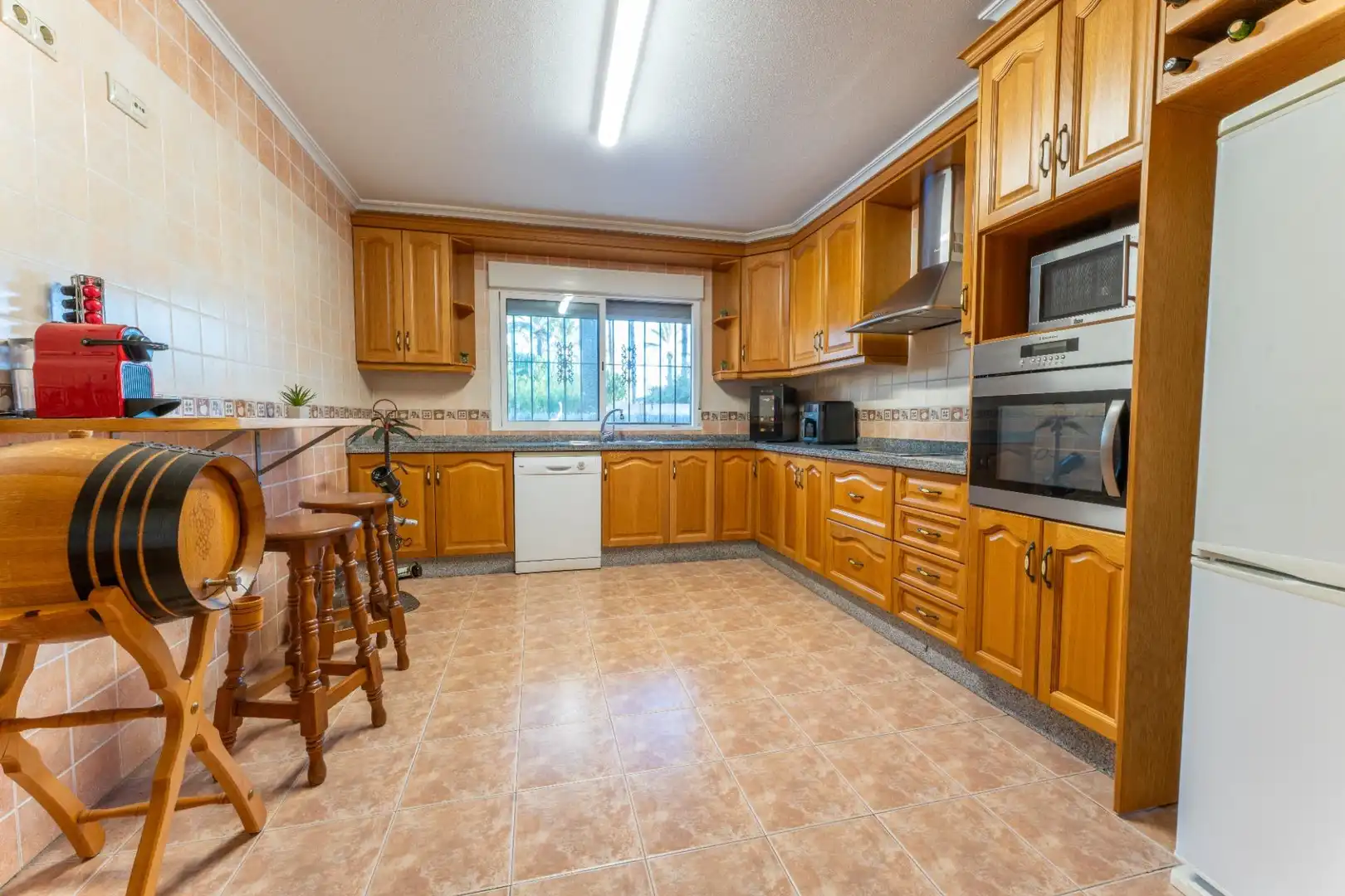 Cocina de Casa o chalet en venta en Elche / Elx con Aire acondicionado, Jardín privado y Terraza