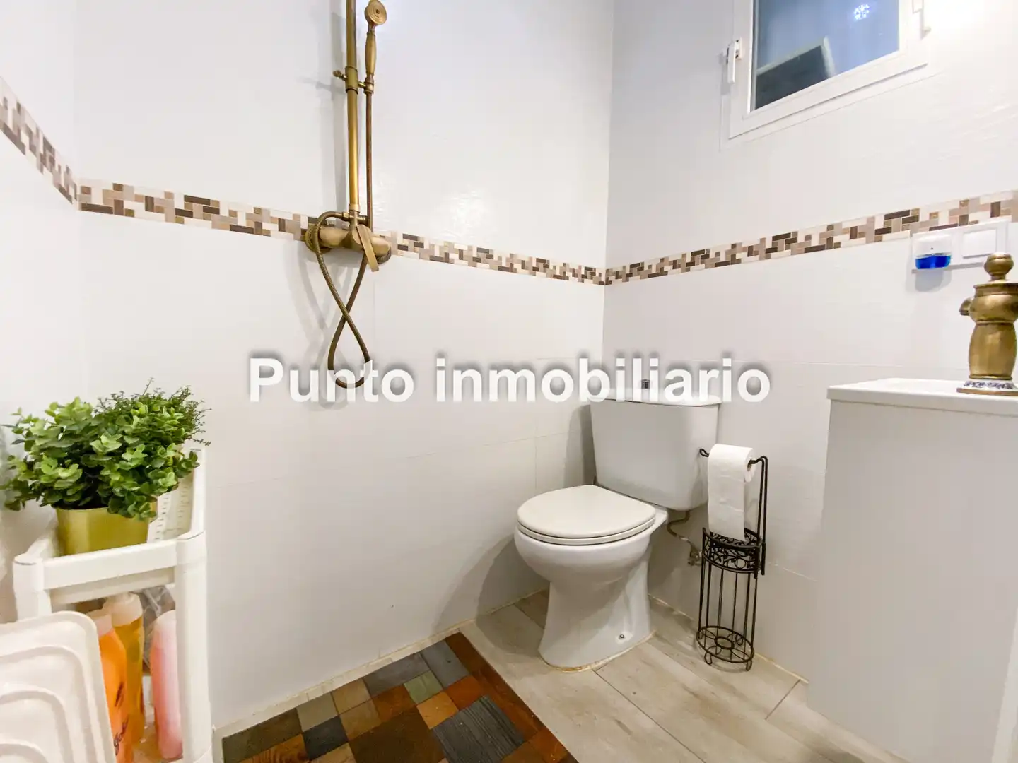 Bany de Casa adosada en venda en Valladolid amb Calefacció, Jardí privat i Parquet