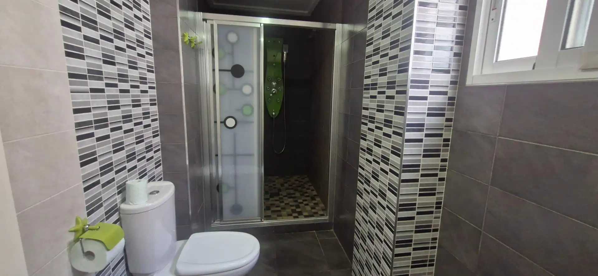 Baño de Piso de alquiler en La Foia - Daimés - Asprella