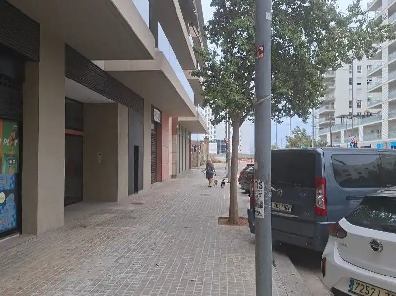 Local de lloguer en Badalona amb Alarma
