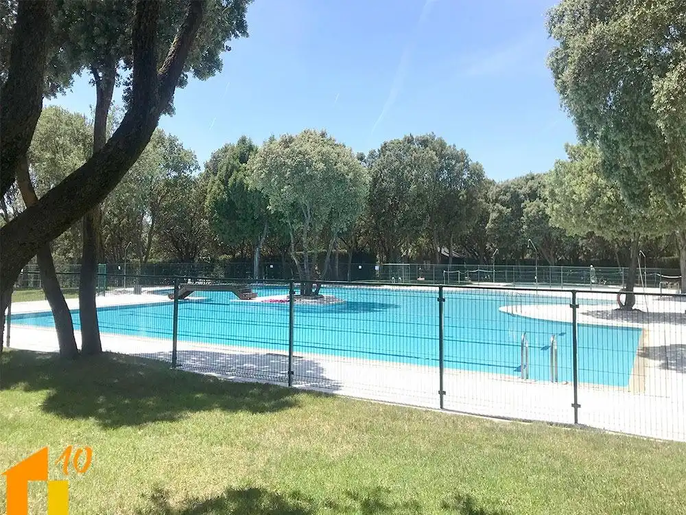 Piscina de Casa o chalet en venta en Lerma con Calefacción, Jardín privado y Jacuzzi