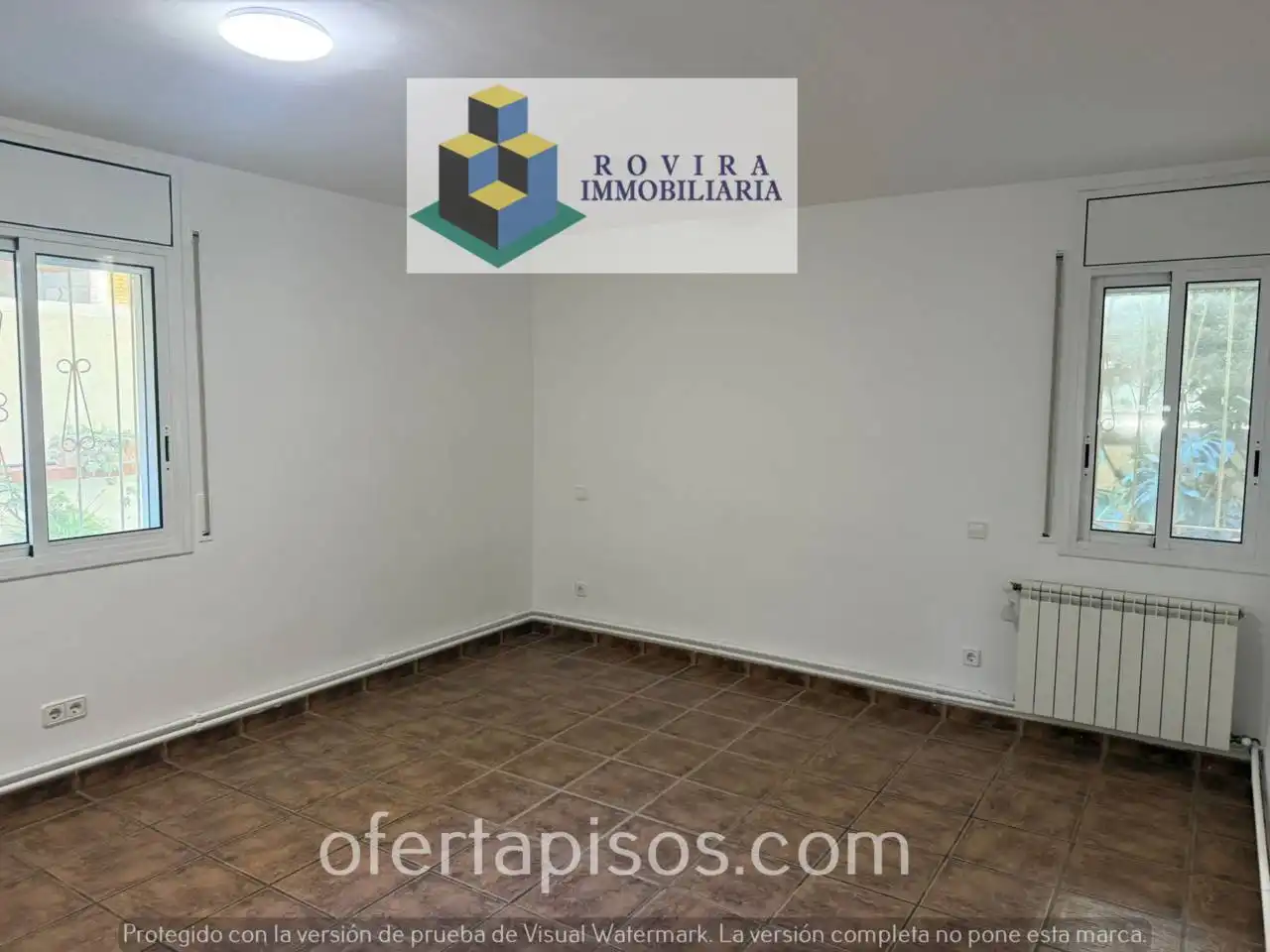 Habitación de Apartamento en venta en Salou con Jardín privado, Terraza y Alarma