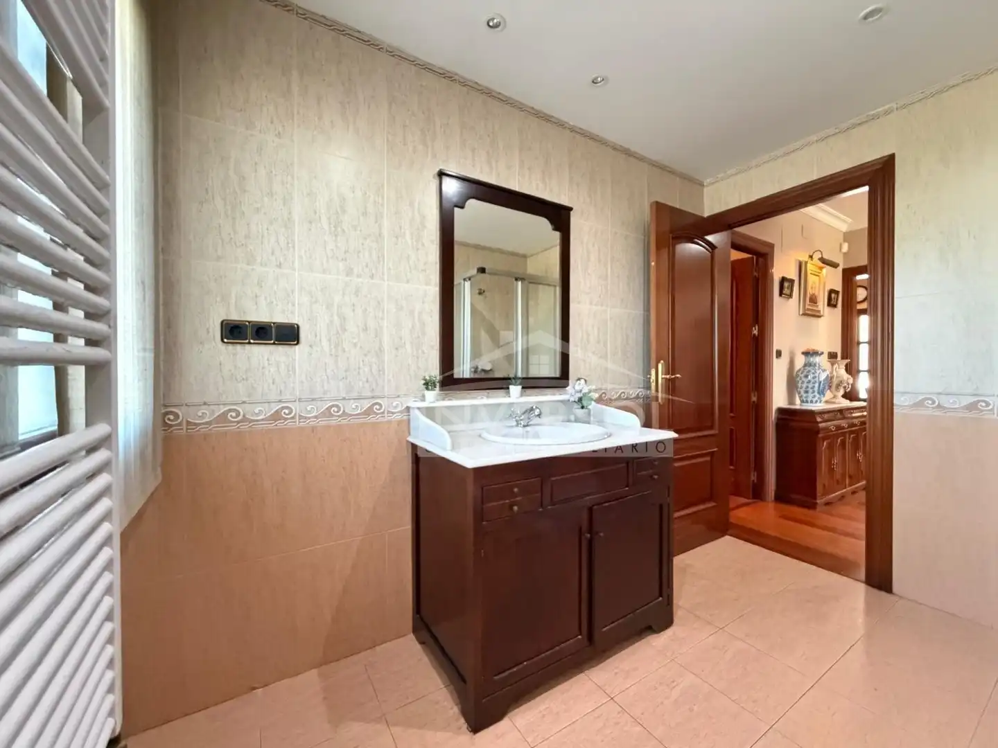 Baño de Casa o chalet en venta en Maracena con Aire acondicionado, Calefacción y Jardín privado