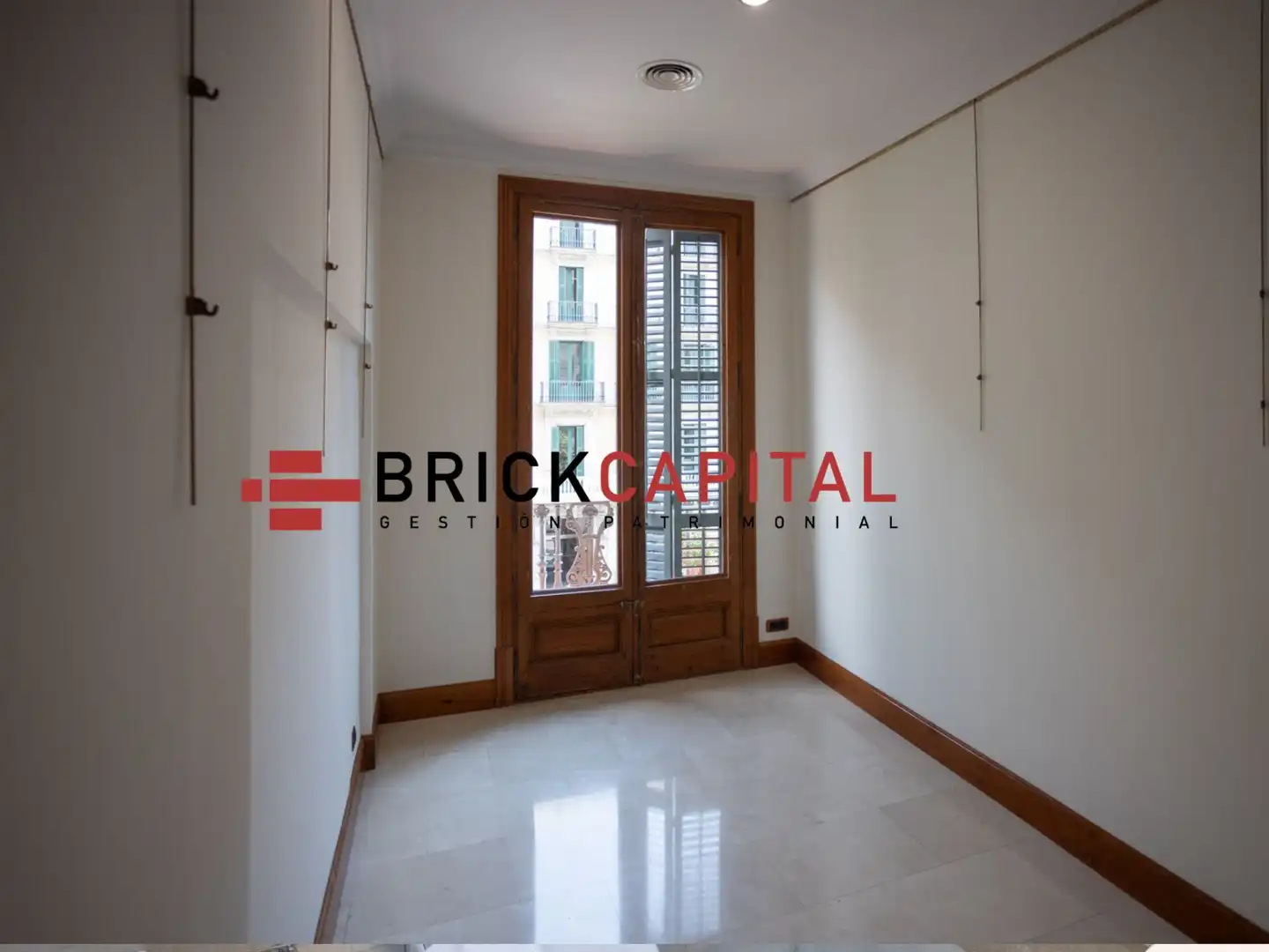 Piso en venta en Barcelona con Aire acondicionado, Calefacción y Terraza