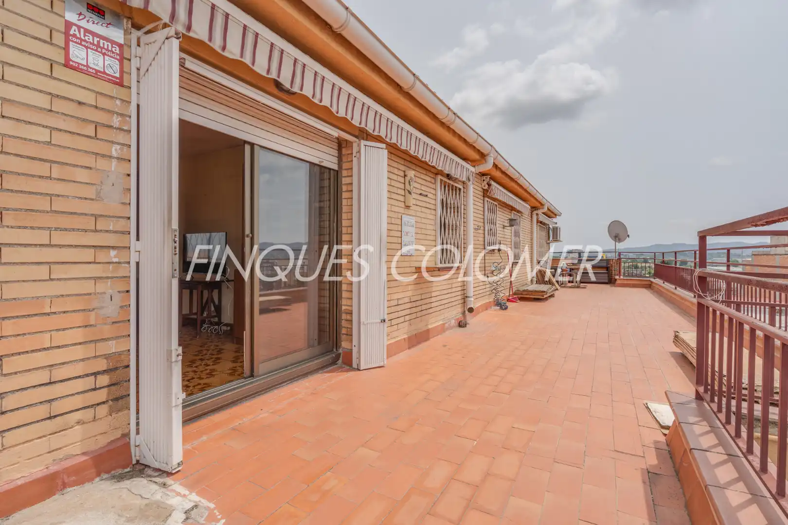 Terraza de Ático en venta en Rubí con Calefacción, Terraza y Horno