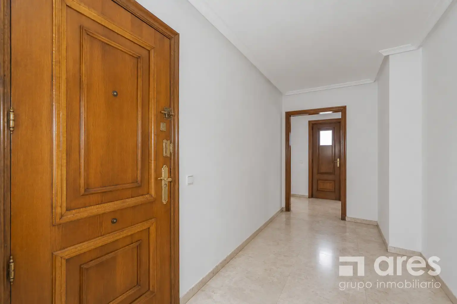 Wohnung zum Verkauf in Pozuelo de Alarcón mit Klimaanlage, Heizung und Terrasse