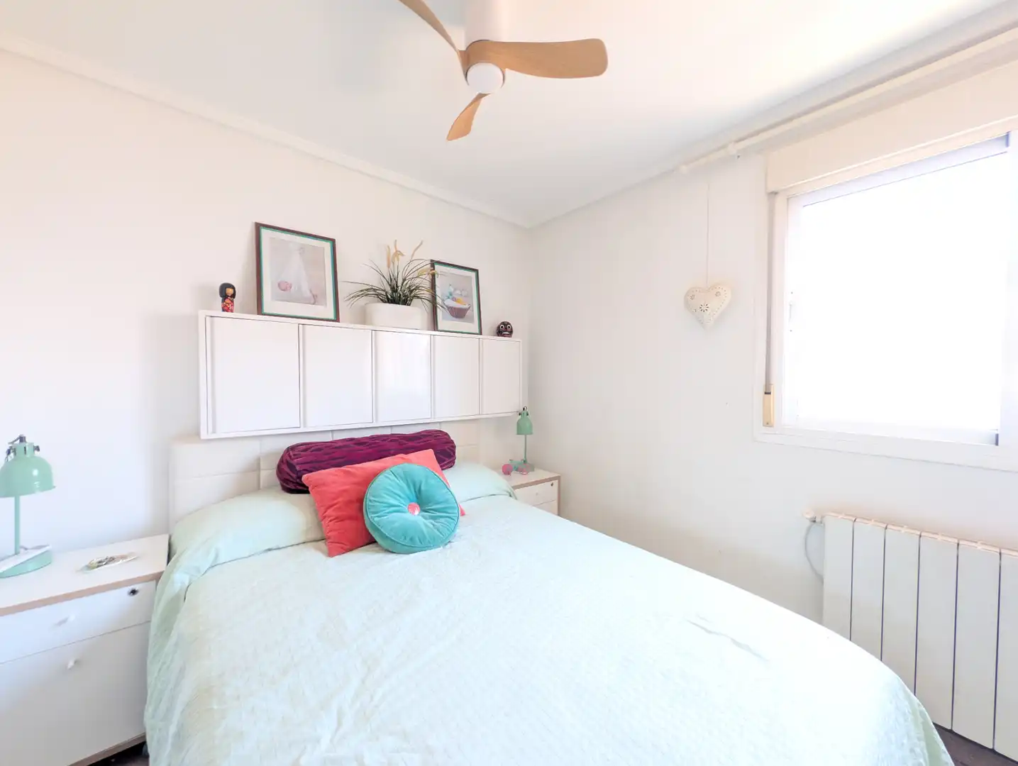 Habitación de Piso en venta en Zaragoza con Aire acondicionado, Calefacción y Amueblado