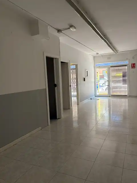Business premises to rent in Carrer Barcelona 66