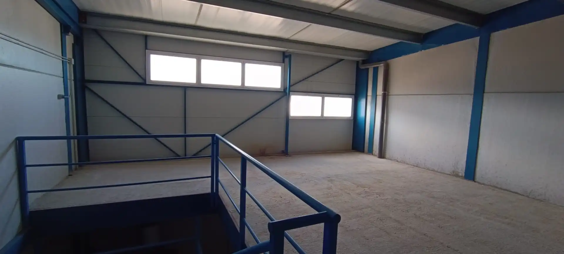 Nave industrial de alquiler en Alhaurín de la Torre
