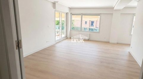 Foto 2 von Dachboden zur Miete in Encinar de los Reyes, La Moraleja