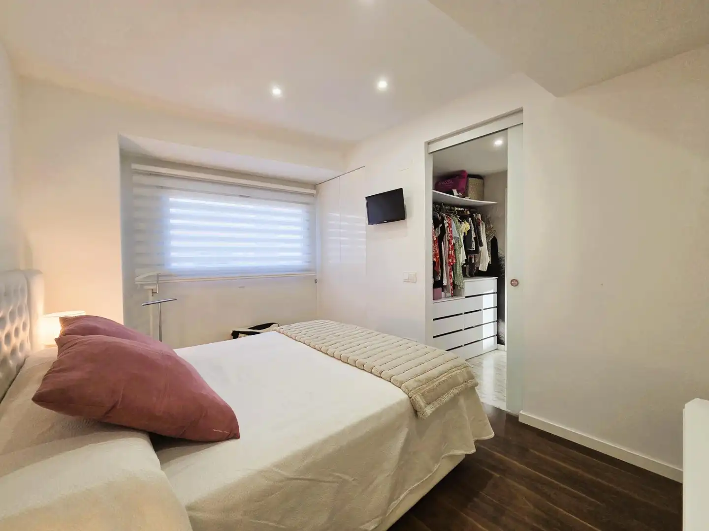 Dormitori de Casa o xalet de lloguer en Sueca amb Aire condicionat, Terrassa i Moblat