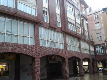 Local comercial en venda a Plaza Pique Varela
