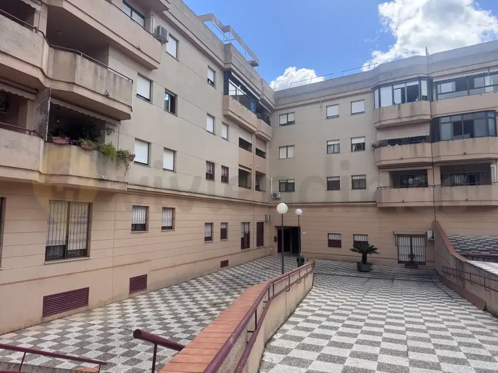 Vista exterior de Pis en venda en Jerez de la Frontera